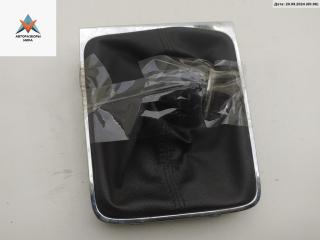 чехол рычага КПП Volkswagen Passat B6 2006, 2.0 л., дизель, МКПП, бежевый, седан, 3C0711113E