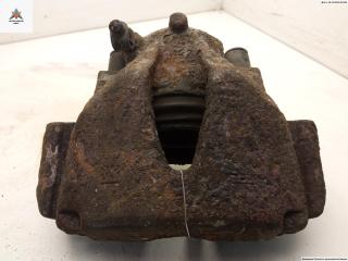 суппорт передний правый Saab 9-5 1 поколение [рестайлинг] 2002, 2.2 л., дизель, МКПП, чёрный, универсал