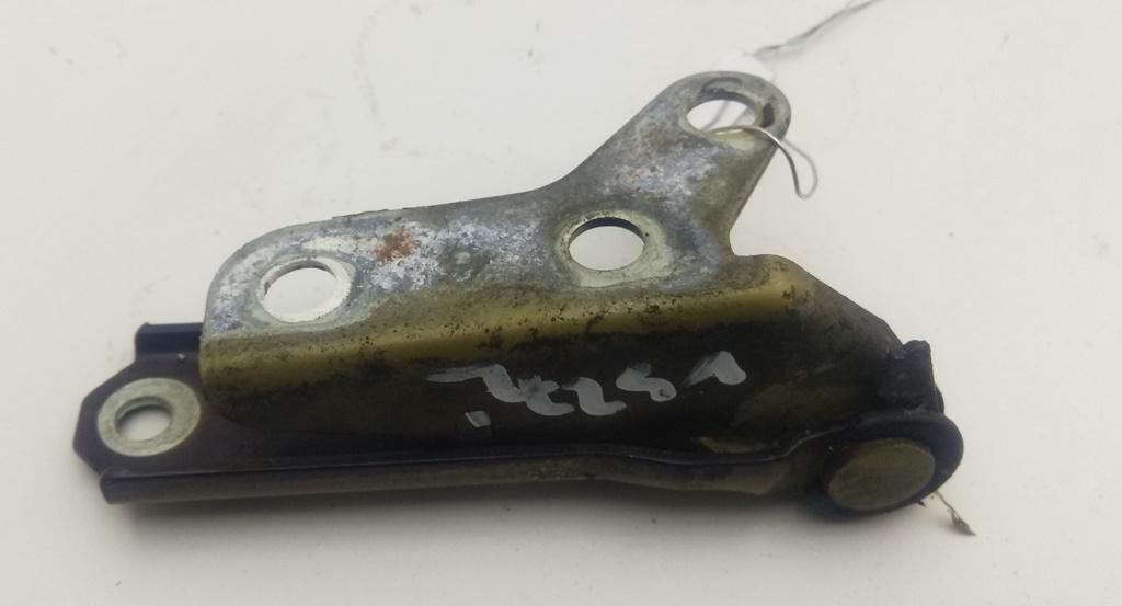 петля капота правая Volkswagen Polo 2002, синий, хетчбэк 5 дв., 6Q0823302B
