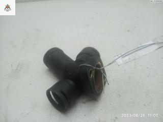 фланец (тройник) системы охлаждения Volkswagen Transporter T4 1998, 2.5 л., дизель, МКПП, белый, микроавтобус, 4010070
