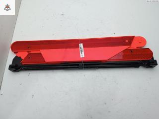 знак аварийной остановки Mercedes-Benz C-Класс W204/S204 2007, 1.8 л., бензин, МКПП, чёрный, седан, 204