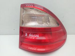 фонарь задний правый Mercedes-Benz E W210 2000, 2.0 л., бензин, МКПП, синий, универсал, 2108205464