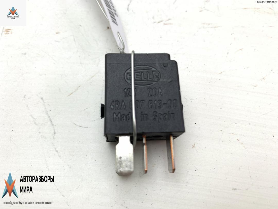 реле (прочие) Mercedes-Benz E-Класс W211/S211 2005, 3.2 л., дизель, АКПП, синий, универсал, 0025421119 - фото №1