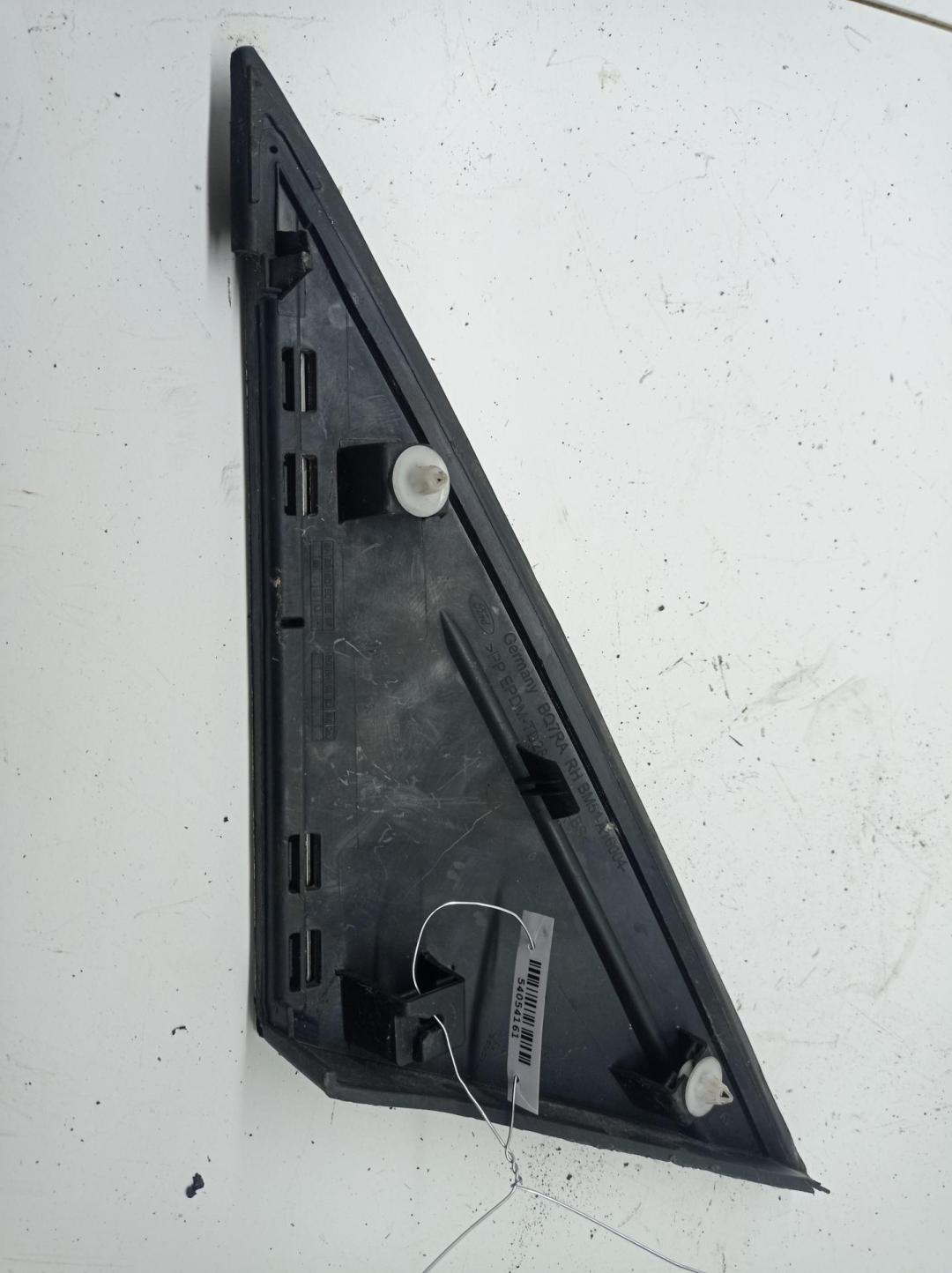 накладка на зеркало Ford Focus III 2012, 1.0 л., бензин, МКПП, красный, хетчбэк 5 дв., BQ7RARHBM51A16004