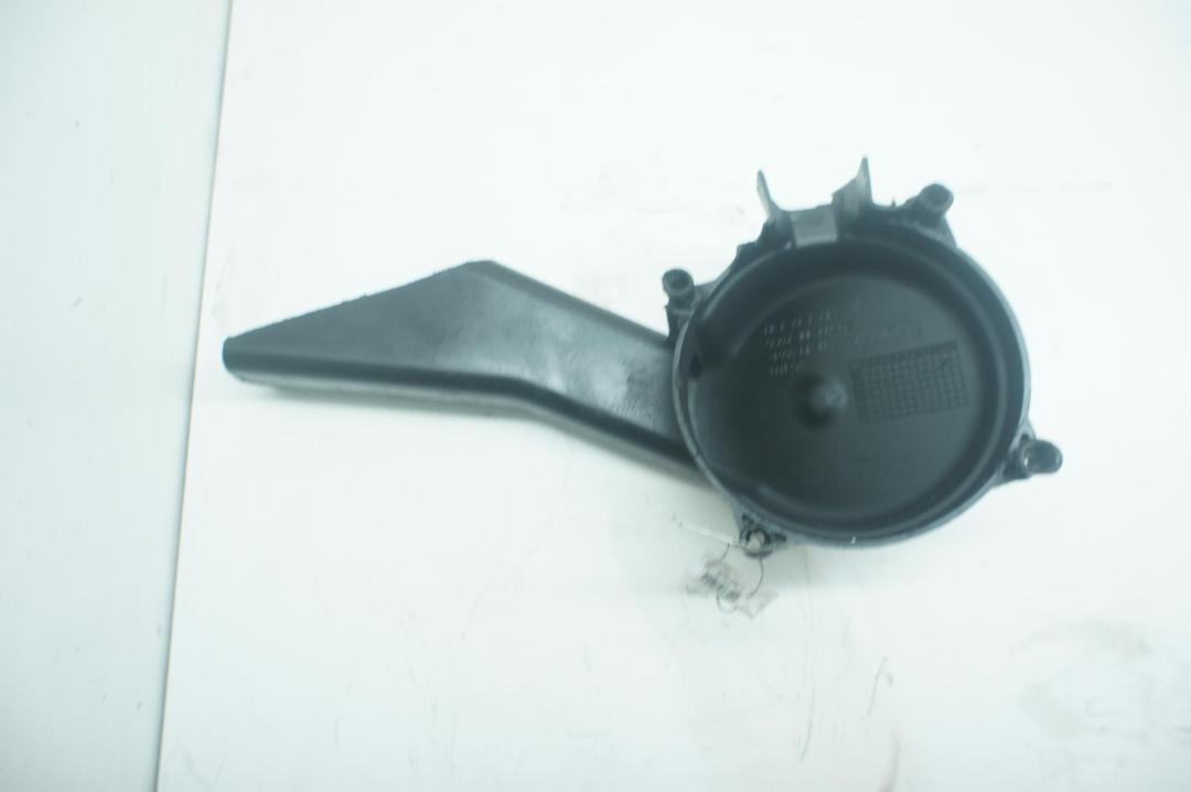 воздуховод Ford Fiesta 2006, 2.0 л., бензин, МКПП, красный, хетчбэк 3 дв., 5S6Y10C392BB