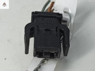 разъем (фишка) проводки Audi A4 B5 [рестайлинг] 1998, 1.8 л., бензин, МКПП, серый, универсал, 891971632