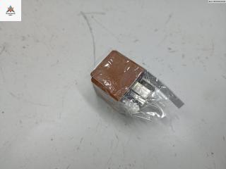 реле (прочие) Opel Astra H/Family [рестайлинг] 2005, 1.8 л., бензин, АКПП, зелёный, универсал, 90491314