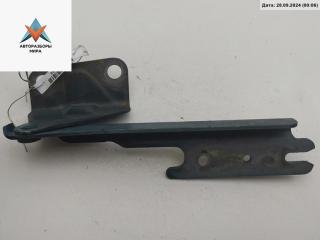 петля капота левая Mazda 626 GE [рестайлинг] 1996, зелёный, хетчбэк 5 дв.