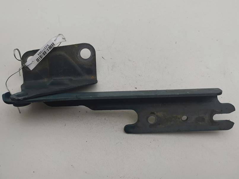 петля капота левая Mazda 626 GE 1996, зелёный, хетчбэк 5 дв.
