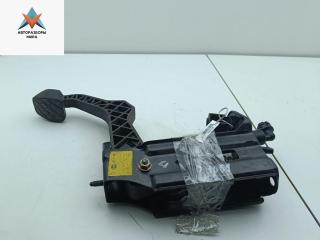 цилиндр сцепления главный Volkswagen Golf 4 поколение 2002, 1.6 л., бензин, МКПП, чёрный, хетчбэк 5 дв.