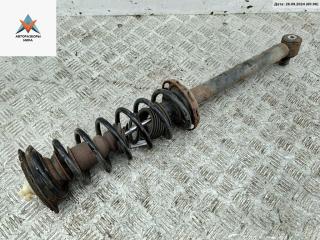 стойка передняя Audi A4 B5 1996, 2.6 л., бензин, АКПП, зелёный, универсал, 8D9513031A