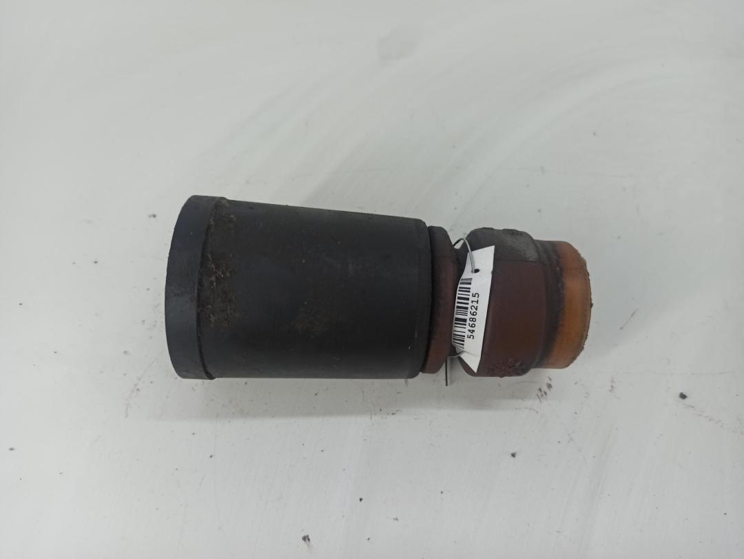 пыльник и отбойник амотртизатора Audi A4 B5 1996, 1.8 л., Ti, бензин, МКПП, красный, универсал, 8D0412131B