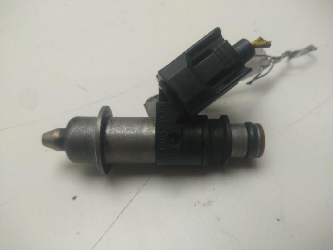 форсунка Honda Logo 1998, 1.3 л., бензин, МКПП, зелёный, хетчбэк 3 дв., 1ML7