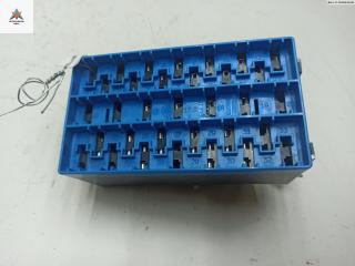 блок предохранителей Renault Scenic 1 поколение [рестайлинг] 2002, 1.6 л., бензин, МКПП, серый, минивэн