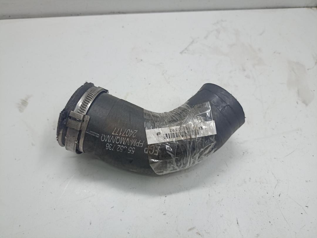 патрубок интеркулера Opel Vectra C 2006, 1.9 л., дизель, МКПП, серый, универсал, 55352736
