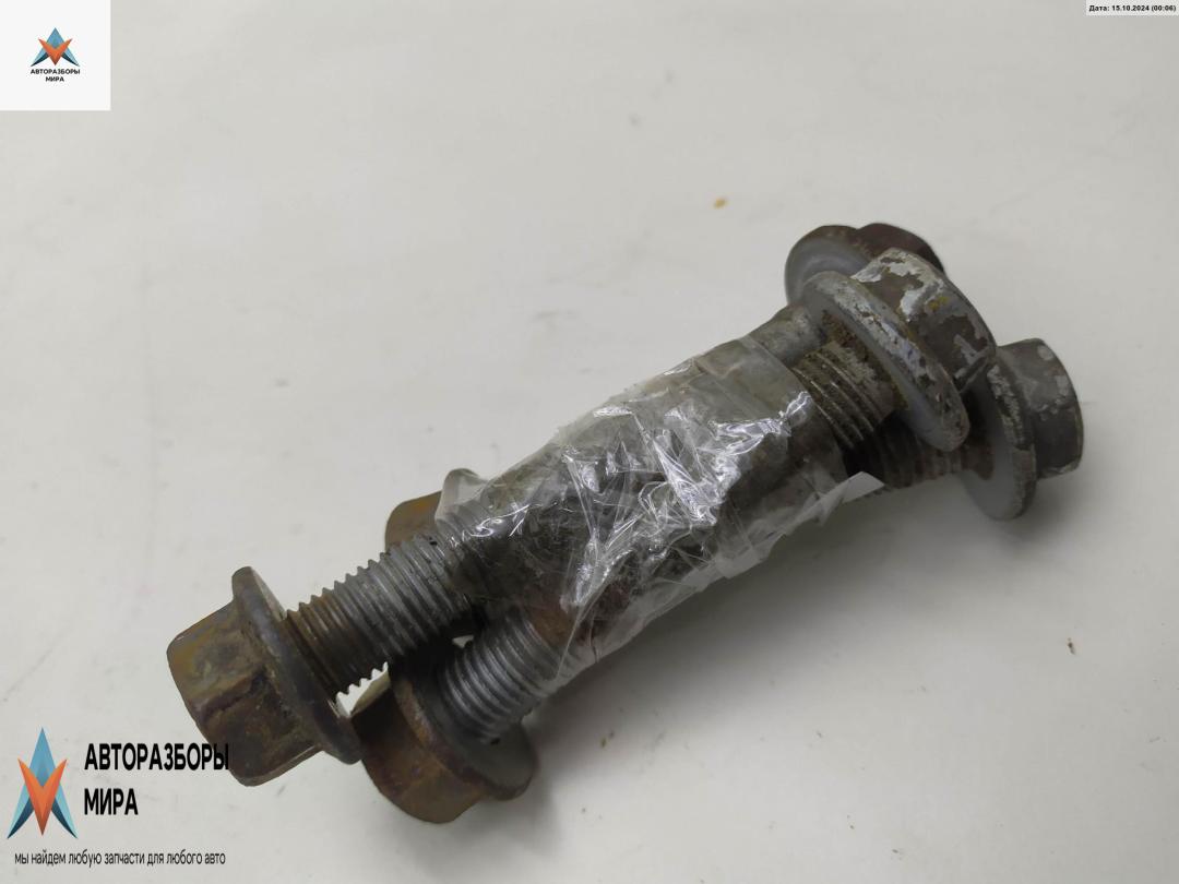 Болт крепления Opel Vectra C 2002, 2.2 л., бензин, МКПП, чёрный, седан - фото №1