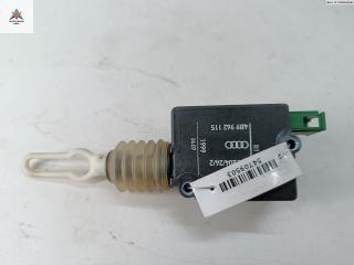 активатор замка багажника Audi A6 4B/C5 1999, 2.4 л., бензин, АКПП, серый, универсал, 4B9962115