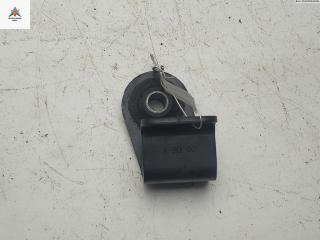 кронштейн (крепление) Citroen C4 1 поколение 2006, 1.4 л., бензин, МКПП, красный, хетчбэк 3 дв.