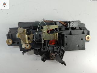 ручка крышки багажника Audi A6 4B/C5 1998, зелёный, универсал, 4B0827565F