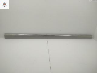 молдинг двери передней правой Mercedes-Benz C-Класс W203/S203/CL203 2003, 2.2 л., дизель