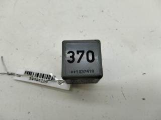 реле (прочие) Volkswagen Golf-6 2010, 1.4 л., бензин, МКПП, чёрный, универсал, 8D0951253
