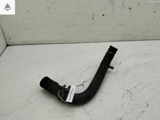 патрубок (трубопровод, шланг) Volkswagen Golf 3 поколение 1995, 1.6 л., бензин, МКПП, красный, хетчбэк 3 дв., 032121054F