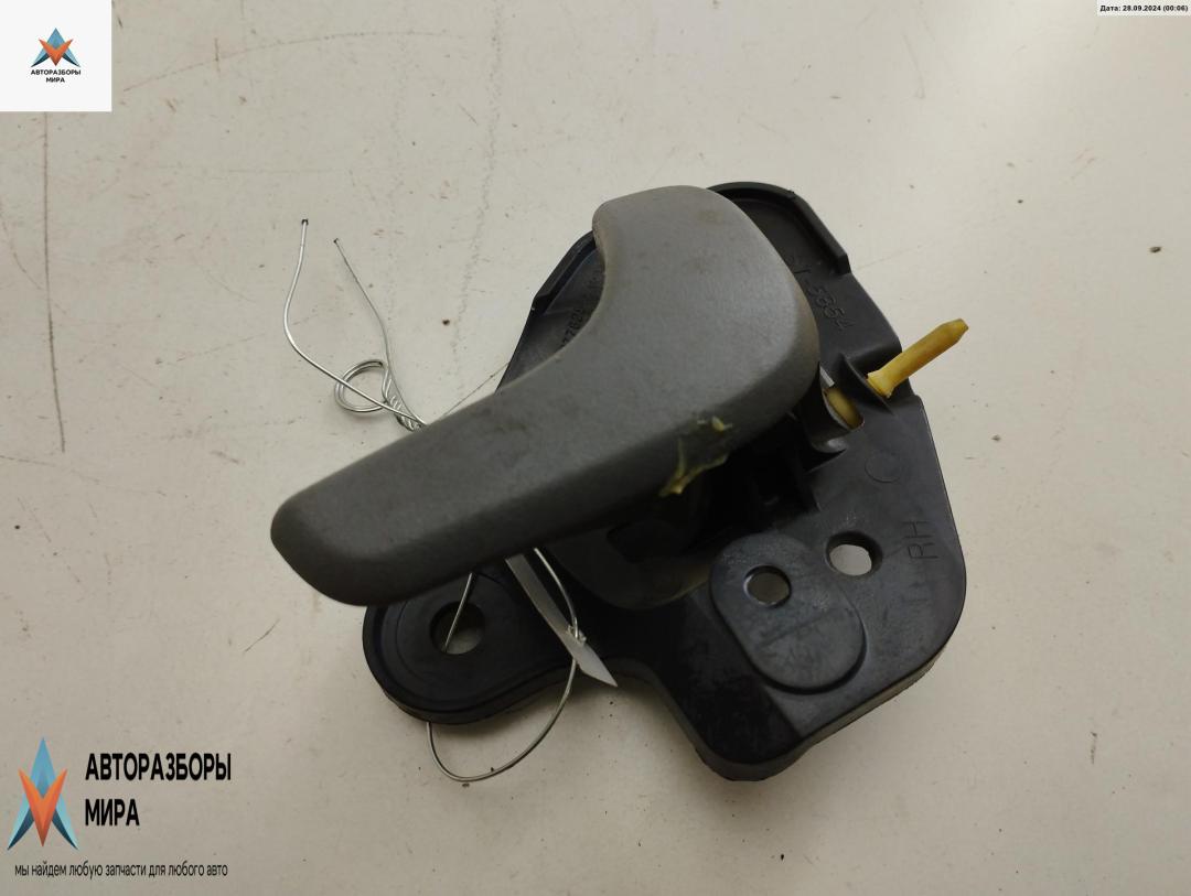 ручка внутренняя передняя правая Chrysler Voyager 5 поколение 2007, 2.8 л., дизель, АКПП, чёрный, минивэн, L0077825AA - фото №1