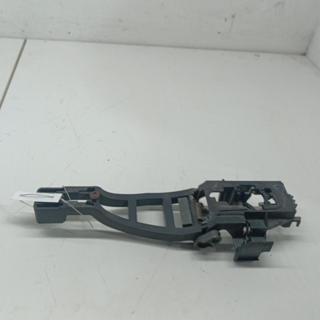 ручка наружная передняя правая Ford C-Max 2004, 1.8 л., бензин, МКПП, жёлтый, минивэн, R224A36AD