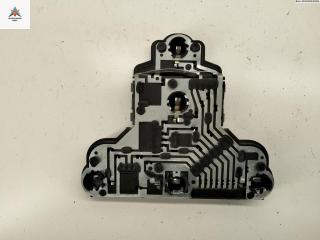 Плата фонаря заднего правого Volkswagen Golf 3 поколение 1997, 1.6 л., бензин, МКПП, белый, хетчбэк 5 дв., 1H6945257