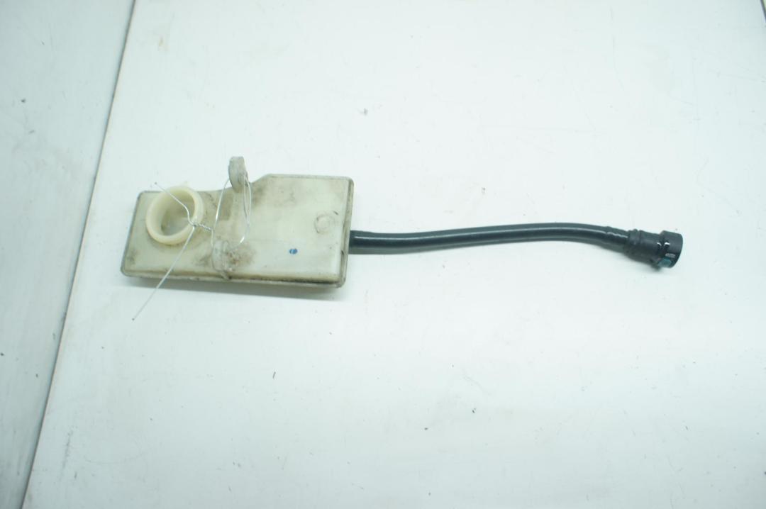 бачок тормозной жидкости Ford C-Max 2004, 1.8 л., бензин, МКПП, синий, минивэн, 03350891031