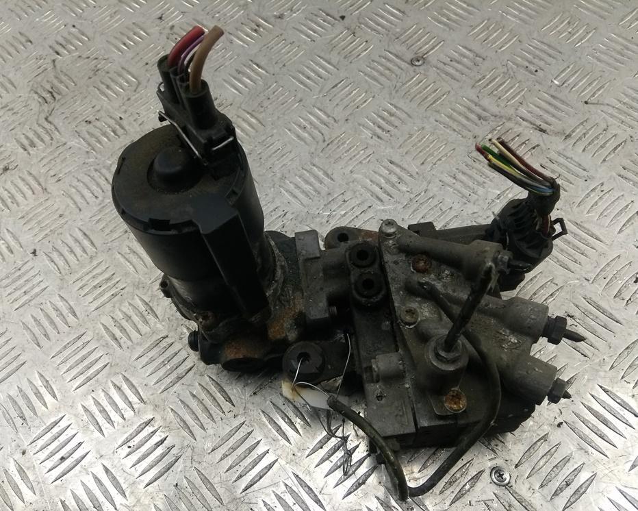 блок ABS Volkswagen Golf-3 1993, 1.8 л., бензин, АКПП, синий, хетчбэк 3 дв.