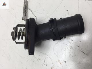 корпус термостата Audi A3 8P/8PA [2-й рестайлинг] 2009, 2.0 л., дизель, МКПП, красный, хетчбэк 3 дв., 045121121A