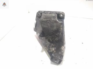 кронштейн двигателя Audi A6 4B/C5 [рестайлинг] 2003, 2.5 л., дизель, АКПП, чёрный, универсал, 4B0109807C