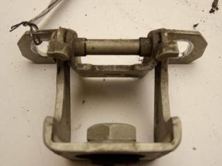 петля крышки багажника Alfa Romeo 147 1 поколение 2002, зелёный, хетчбэк 3 дв.