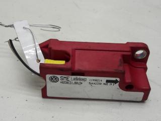 датчик AirBag Volkswagen Golf-4 1999, 1.4 л., бензин, МКПП, чёрный, хетчбэк 5 дв., 1J0909606D