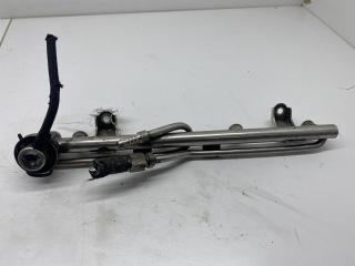 топливная рампа Audi A4 B7 2006, 2.0 л., бензин, МКПП, серый, универсал, 06B133681L