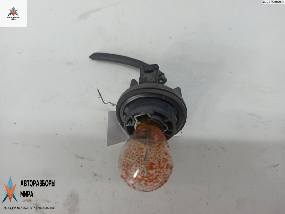 Патрон лампы фары Mercedes-Benz E-Класс W210/S210 1995, 2.3 л., бензин, АКПП, серый, седан - фото №1