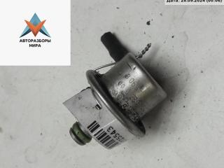 регулятор давления топлива Volkswagen Passat B4 1994, 1.6 л., бензин, МКПП, синий, универсал, 037133035C