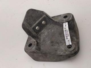 кронштейн КПП Opel Corsa B 1992, 1.4 л., бензин, АКПП, белый, хетчбэк 3 дв., 90445260