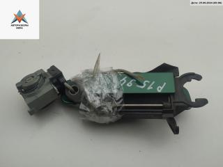 ручка наружная передняя правая Audi A4 B5 1997, 1.6 л., бензин, МКПП, зелёный, универсал, 4A0837206D