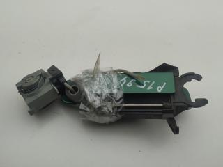 ручка наружная передняя правая Audi A4 B5 1997, 1.6 л., бензин, МКПП, зелёный, универсал, 4A0837206D