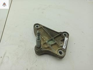 кронштейн КПП Renault Scenic 1 поколение [рестайлинг] 2001, 1.6 л., бензин, АКПП, серый, минивэн, 8200038848