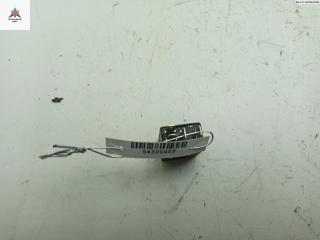 реле (прочие) Renault Megane 2 поколение 2003, 1.6 л., бензин, МКПП, зелёный, универсал, 7700414484