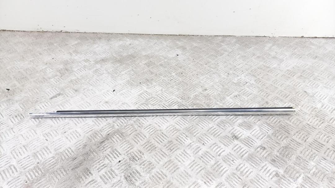 Молдинг стекла двери наружный BMW 5 E60/E61 2003, 3.0 л., бензин, АКПП, серый, седан, 51217207260