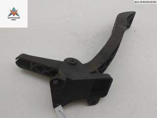 педаль Ford Focus 1 поколение 1999, 1.8 л., бензин, МКПП, чёрный, хетчбэк 5 дв.