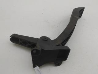педаль Ford Focus 1 поколение 1999, 1.8 л., бензин, МКПП, чёрный, хетчбэк 5 дв.