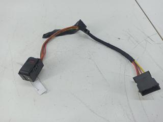 кнопка центрального замка Audi A4 B5 1999, 1.8 л., бензин, АКПП, синий, универсал, 8L0962107