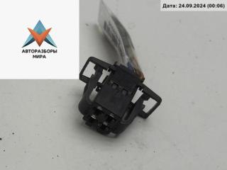 разъем (фишка) проводки Volkswagen Golf 4 поколение 1998, 1.6 л., бензин, МКПП, чёрный, хетчбэк 5 дв., 1J0972722