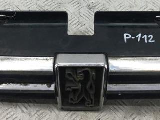 решетка радиатора Peugeot 605 1 поколение 1992, чёрный, седан