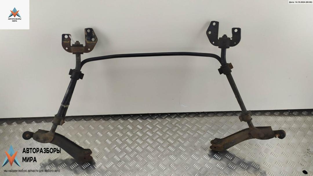 подрамник передний Opel Corsa B 1992, 1.4 л., бензин, АКПП, белый, хетчбэк 3 дв. - фото №1